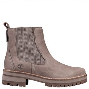Timberland Chelsea boot NWOT